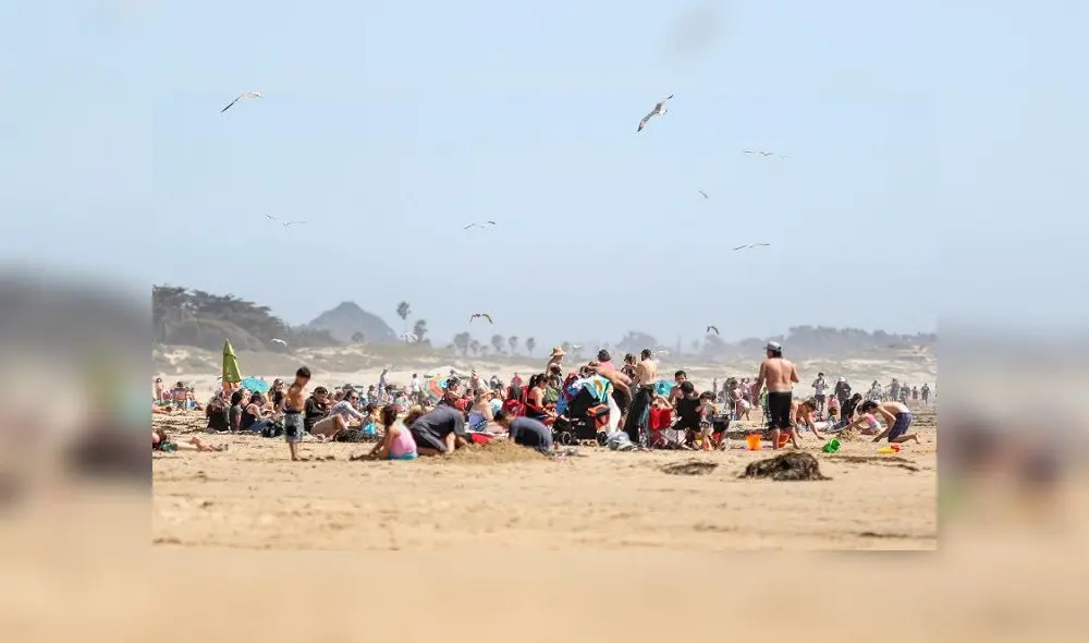 En la playa de Pismo también reportaron que no se respetó el distanciamiento social. Foto: The Mercury News En la playa de Pismo también reportaron que no se respetó el distanciamiento social. Foto: The Mercury News