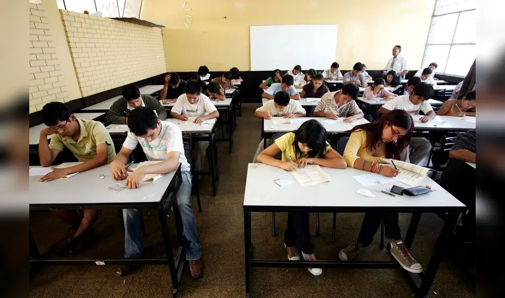 Disponen más de 4 mil 600 plazas para profesores de institutos públicos del país Disponen más de 4 mil 600 plazas para profesores de institutos públicos del país