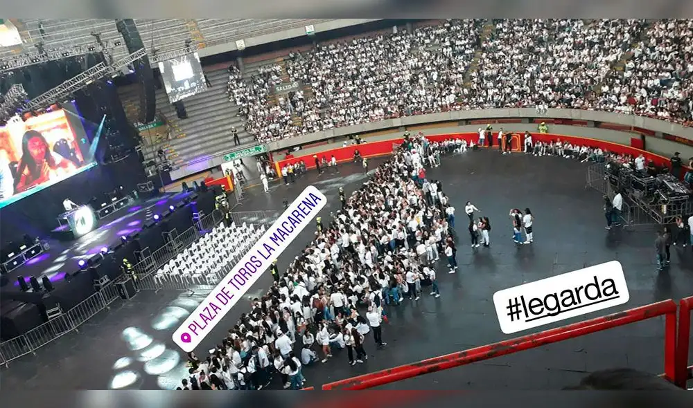 Legarda: Fans rinden emotivo homenaje para despedir al cantante [VIDEOS]