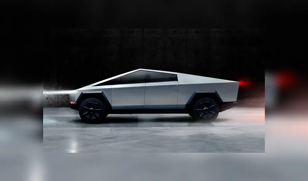Tesla tiene 250 000 pedidos del auto Cybertruck tras vergonzosa presentación de Elon Musk