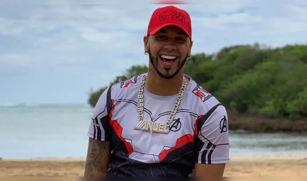 Anuel AA recibe el repudio de sus fans tras presumir lujoso reloj [VIDEO]
