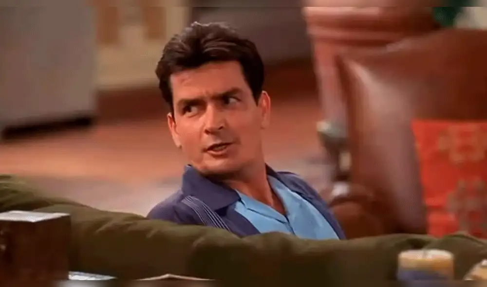 Charlie Sheen celebra un año sin alcohol y drogas [VIDEO]