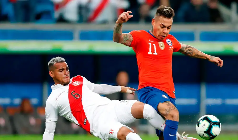 Perú chocará con Chile en Nacional de Santiago por la tercera jornada de las Eliminatorias. Foto: EFE Perú chocará con Chile en Nacional de Santiago por la tercera jornada de las Eliminatorias. Foto: EFE