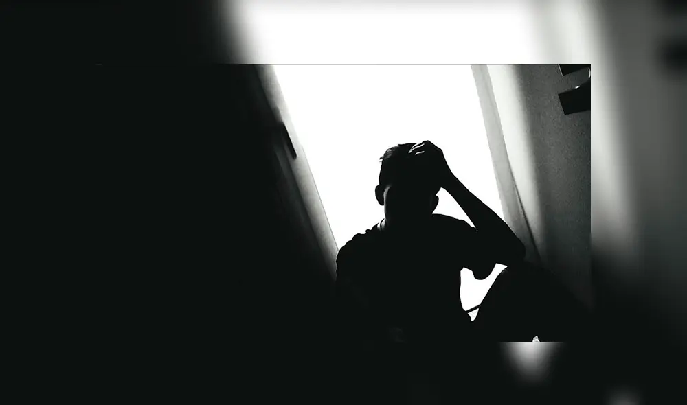 Hombre asesina a su mujer con un cuchillo delante de su hijo