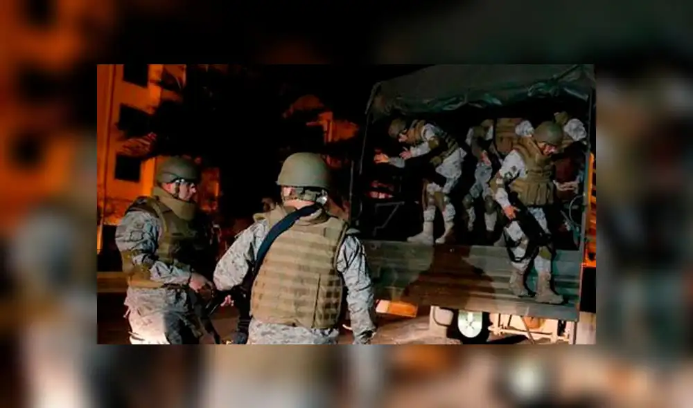 El Ejército de Chile tomó las calles tras las protestas ante incremento de pasajes en el Metro, dictado por Sebastián Piñera. Foto: Difusión