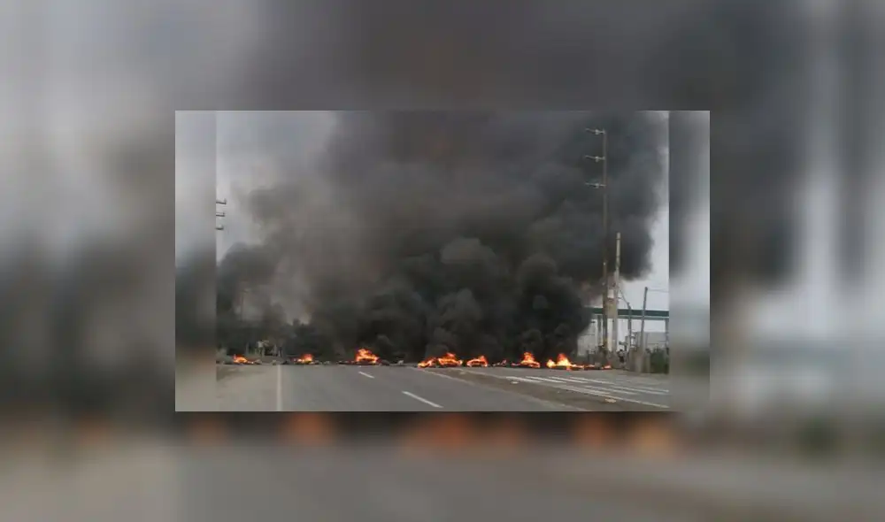 Chancay: Pobladores bloquean la Panamericana Norte en protesta por mayor seguridad Chancay: Pobladores bloquean la Panamericana Norte en protesta por mayor seguridad