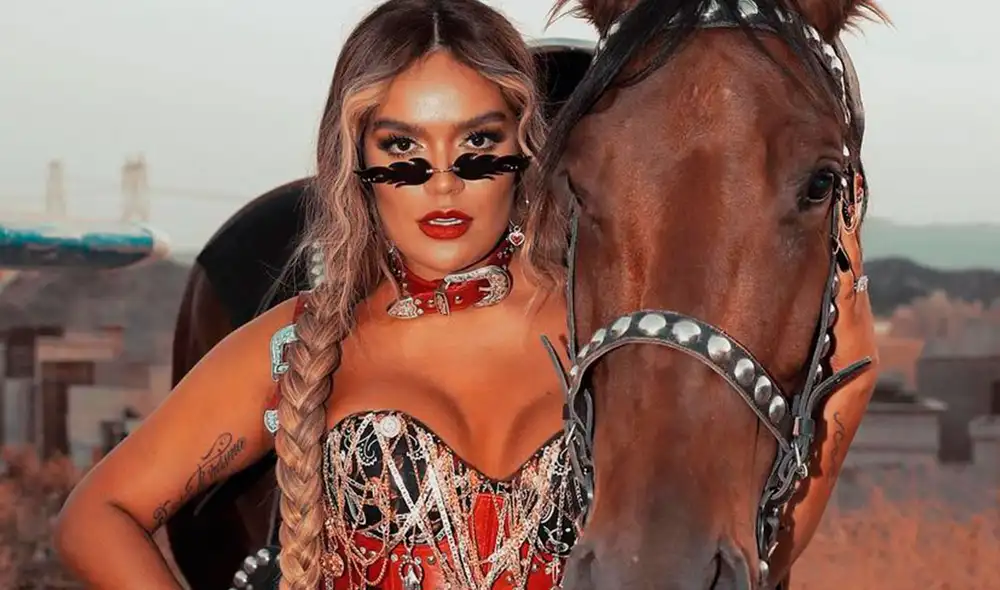 Karol G cierra el 2020 por todo lo alto participando en Hello 2021: Americas de  YouTube Originals. Foto: Instagram fans