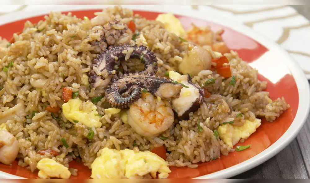 Receta de chaufa de mariscos.