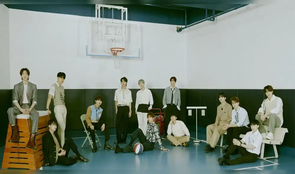 Desliza para ver más fotos de SEVENTEEN. Créditos: Pledis Ent.