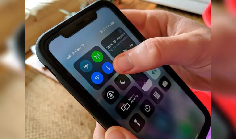 Es necesario sumar elementos tecnológicos a nuestra mochila de emergencia.Foto: EFE