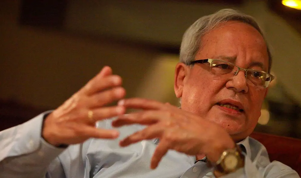 César Hildebrandt aconsejó a Francisco Sagasti a "que no ensucie su presidencia" dialogando con Keiko Fujimori o César Acuña. Foto: La República César Hildebrandt aconsejó a Francisco Sagasti a "que no ensucie su presidencia" dialogando con Keiko Fujimori o César Acuña. Foto: La República