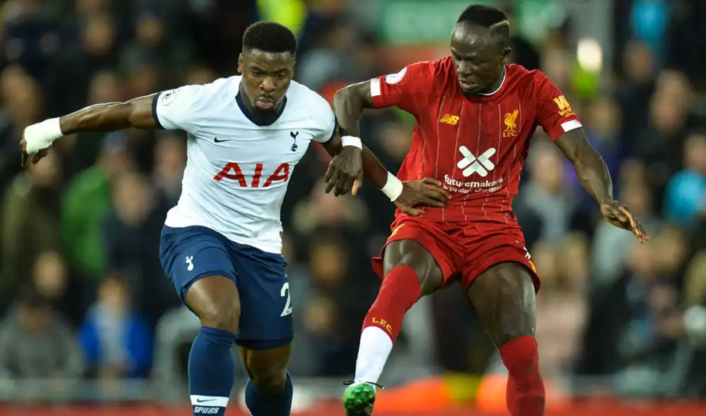 Liverpool y Tottenham juegan en Anfield Road por la Premier League. Foto: EFE Liverpool y Tottenham juegan en Anfield Road por la Premier League. Foto: EFE