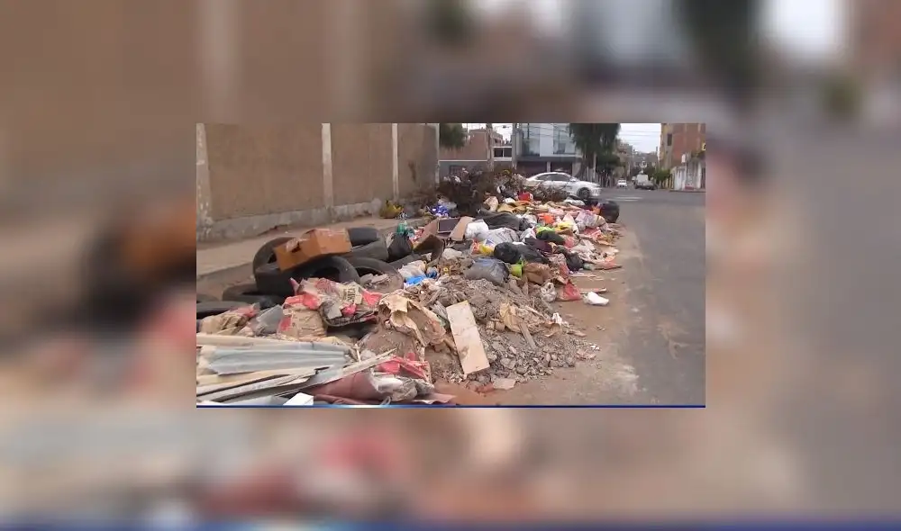 Vecinos alertan sobre estos focos infecciosos (Cortesía Canal 17) Vecinos alertan sobre estos focos infecciosos (Cortesía Canal 17)