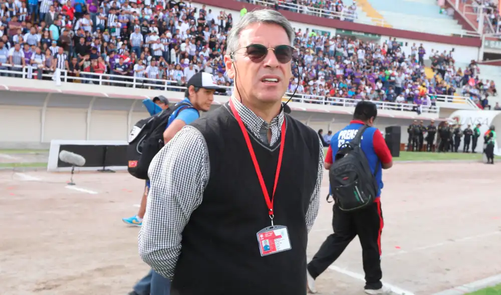 Lozano responde críticas de Bengoechea al VAR. Lozano responde críticas de Bengoechea al VAR.