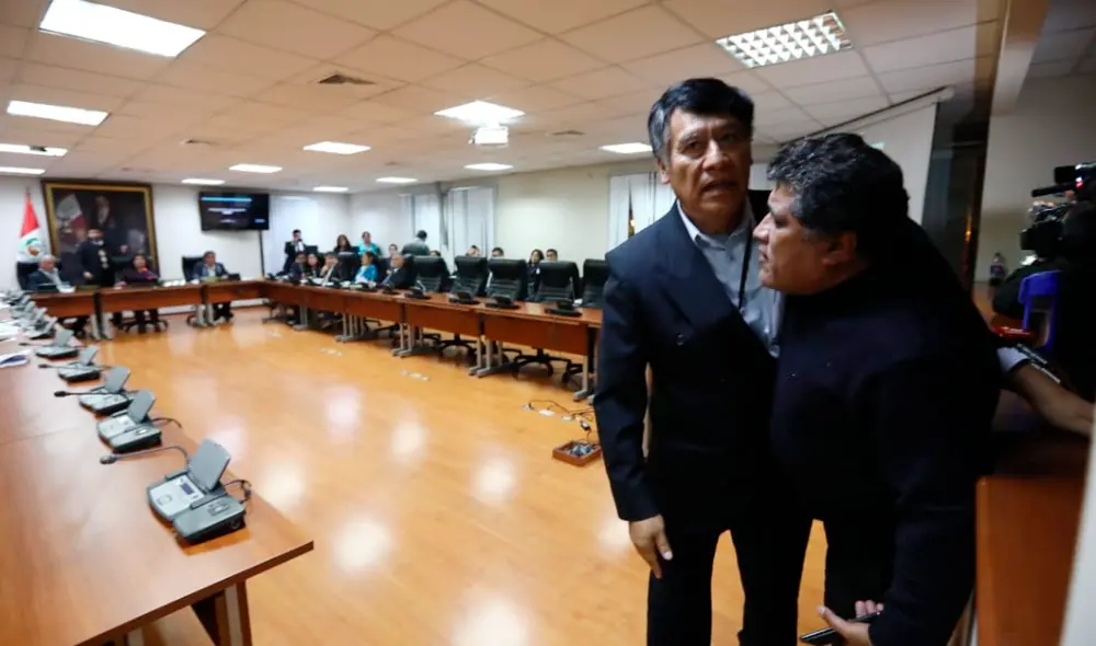 Empresarios que denunciaron a Úrsula Letona fueron retirados de la Comisión de Ética