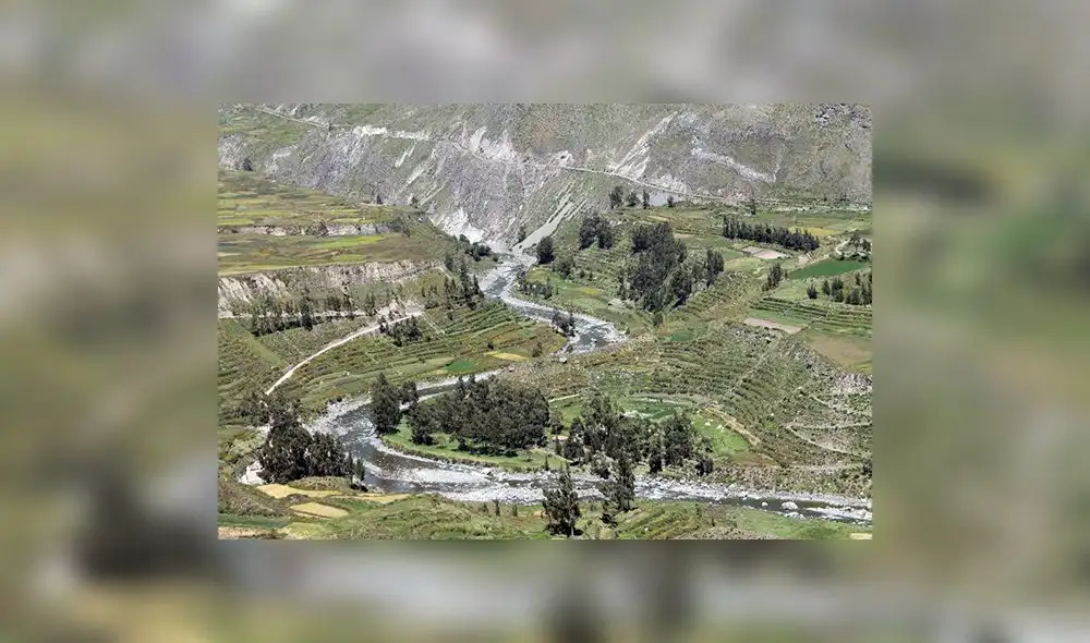 Lo que ofrecen las provincias de Arequipa para los turistas Lo que ofrecen las provincias de Arequipa para los turistas