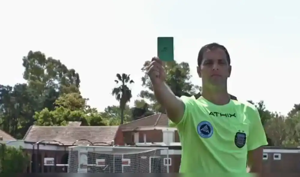 Por primera vez se usó la tarjeta verde, conoce en qué casos se mostrará [VIDEO]