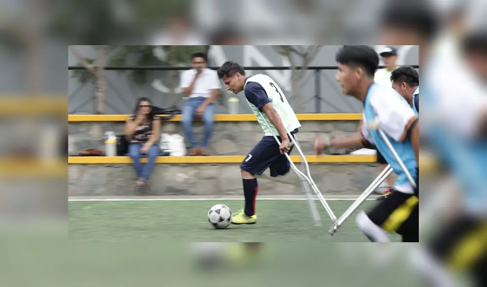 Fútbol para amputados: cuando el corazón y las ganas pueden más que las extremidades Fútbol para amputados: cuando el corazón y las ganas pueden más que las extremidades