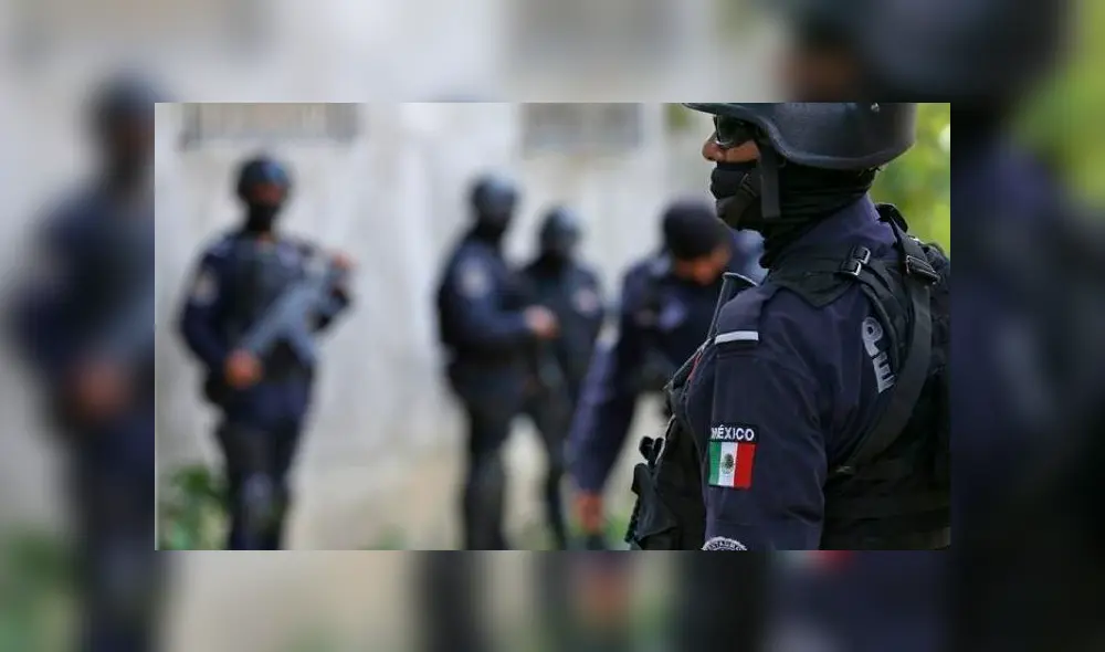 Abandonan cuerpo en carretera de México. Abandonan cuerpo en carretera de México.