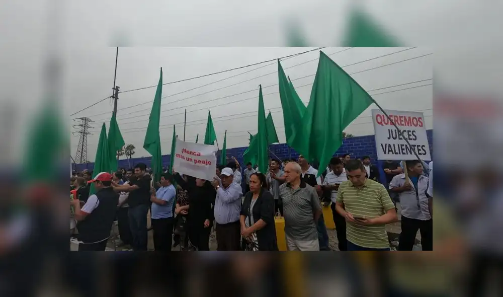 Alcalde de La Molina protesta contra fallo que revoca la suspensión de ...