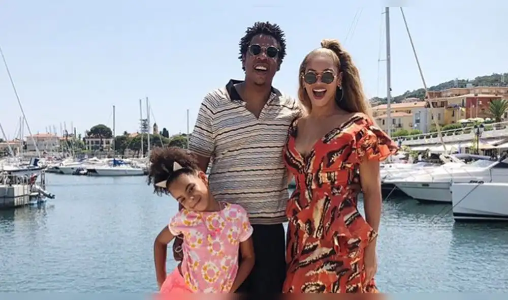 Blue Yvy, hija mayor de la cantante recibió críticas por su parecido a su padre Jay Z.