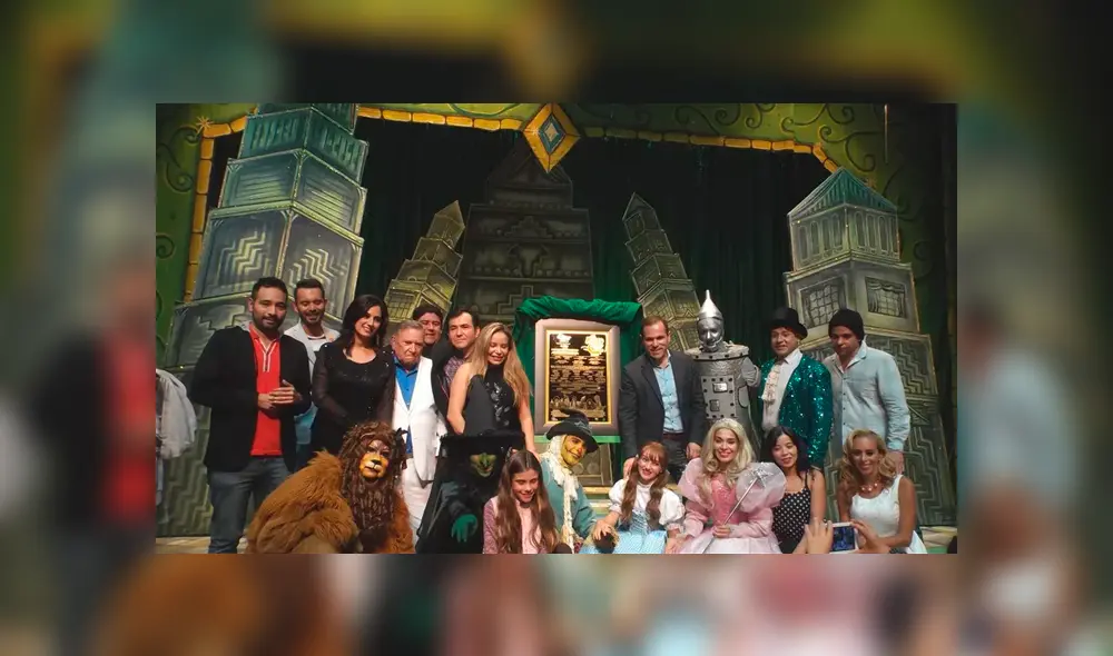 Velan restos de Alejandro Medina, productor teatral fallecido por un infarto Velan restos de Alejandro Medina, productor teatral fallecido por un infarto