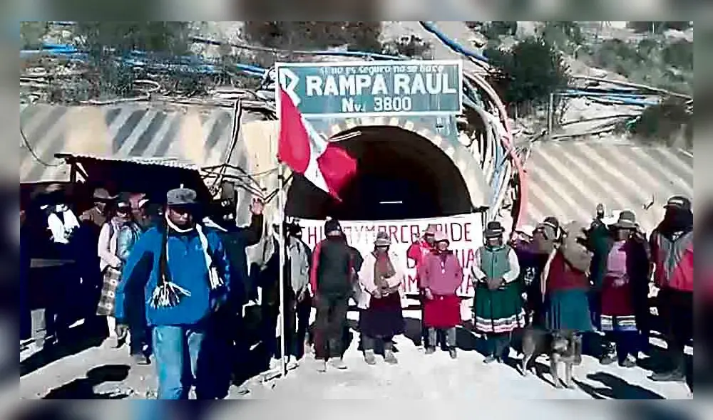 Comuneros protestan.
