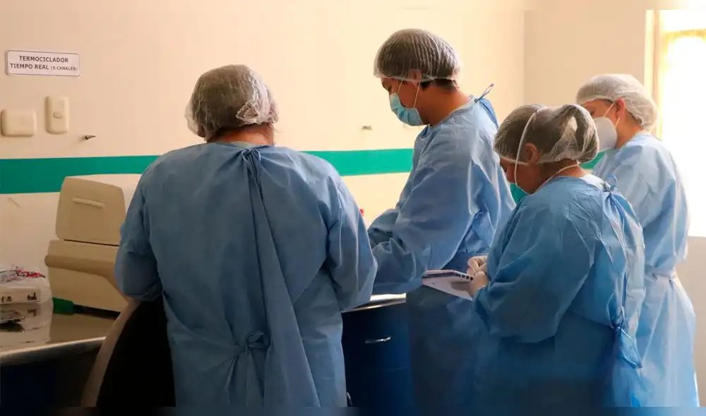 Personal de salud de Moquegua es capacitado para emplear técnica LAMP. Foto: Geresa. Personal de salud de Moquegua es capacitado para emplear técnica LAMP. Foto: Geresa.