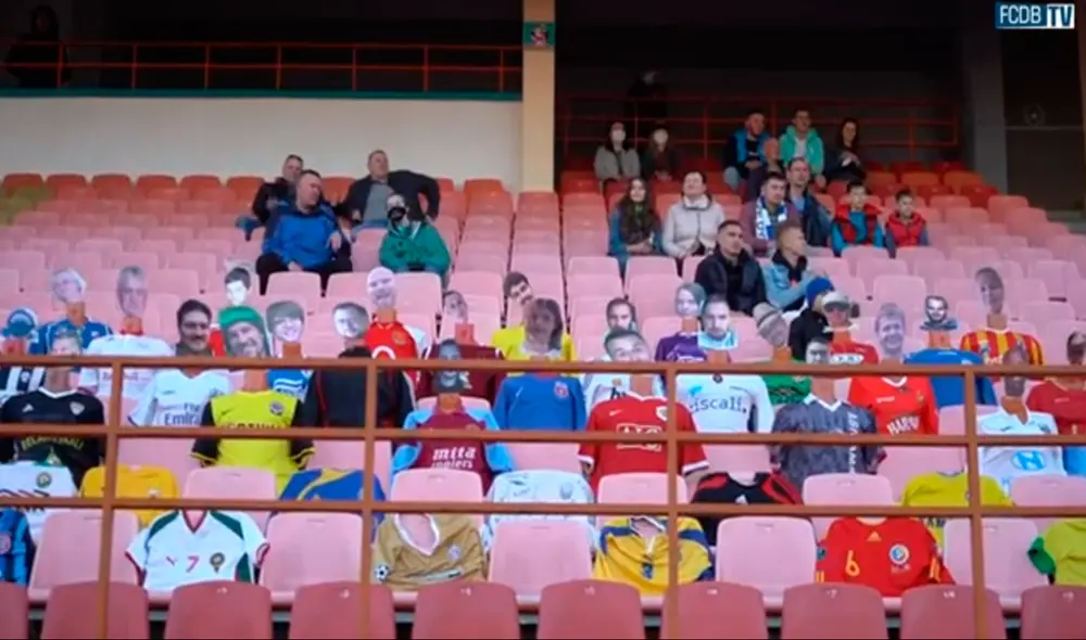 El Dinamo Brest de Bielorrusia, en época de coronavirus. colocó maniquís en una tribuna de su estadio. | Foto: @dynamobrest