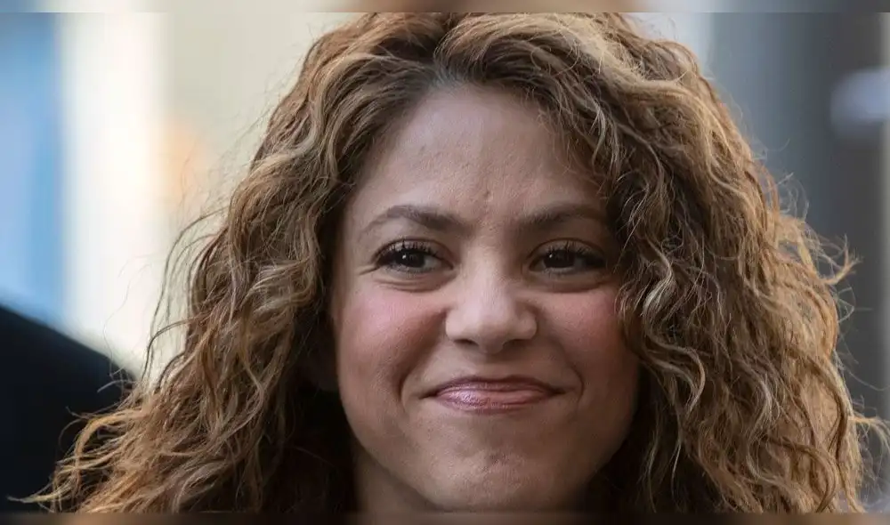 Shakira es criticada por cibernautas tras mostrar su desaliñada apariencia mientras entrenaba Shakira es criticada por cibernautas tras mostrar su desaliñada apariencia mientras entrenaba
