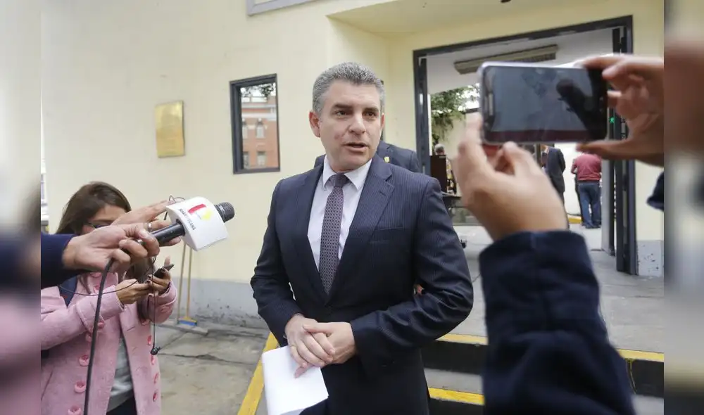 Fiscal superior Rafael Vela respalda labor de José Domingo Pérez y su equipo Fiscal superior Rafael Vela respalda labor de José Domingo Pérez y su equipo