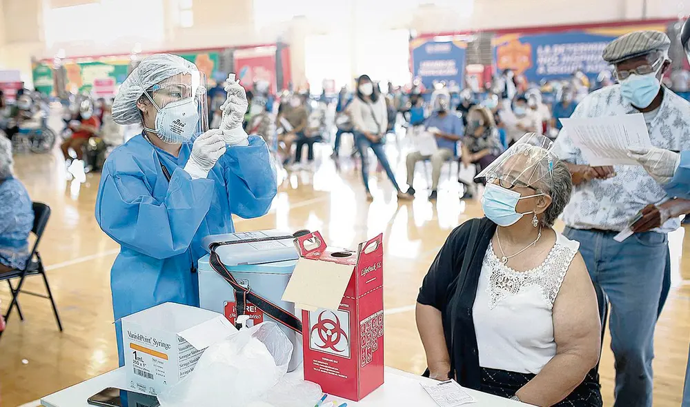 Más de 2 700 000 ciudadanos recibieron la primera dosis de la vacuna contra la COVID-19 Más de 2 700 000 ciudadanos recibieron la primera dosis de la vacuna contra la COVID-19