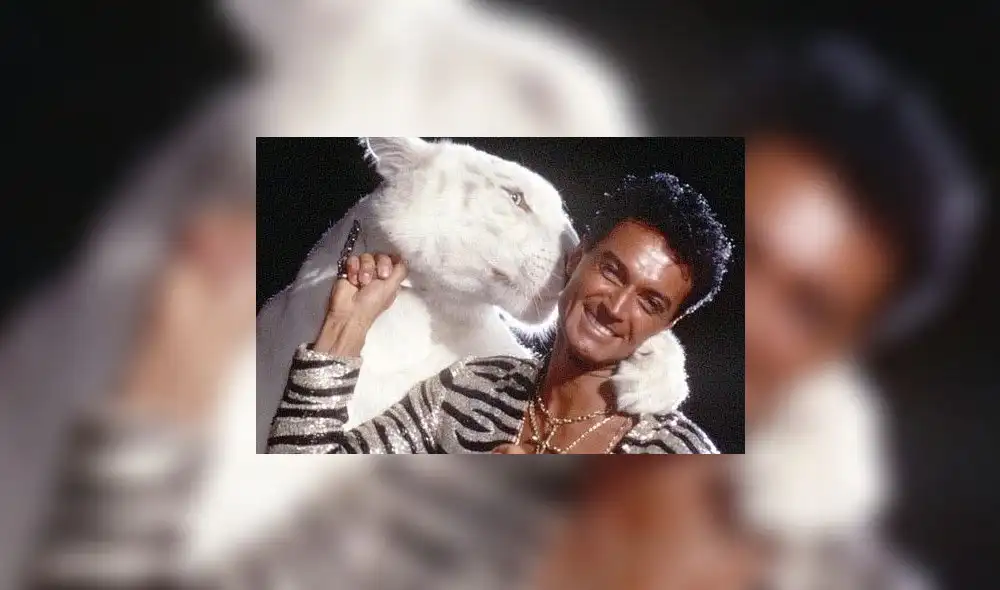 Roy Horn, sufrió el ataque de un tigre en 2003. Ese fue el fin del espectáculo de magia. (Foto: Twitter)
