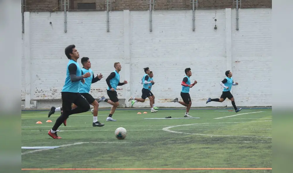 Diego Pizarro se entrena con el equipo de Comerciantes Unidos. Foto: Comerciantes Unidos. Diego Pizarro se entrena con el equipo de Comerciantes Unidos. Foto: Comerciantes Unidos.