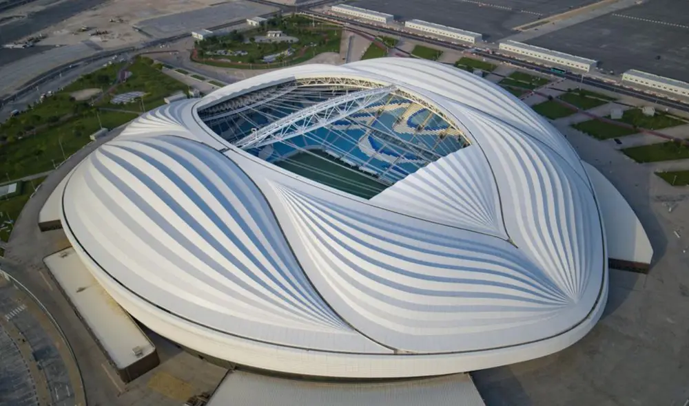 Este estadio esta ubicado a las afueras de Qatar. Foto: FIFA