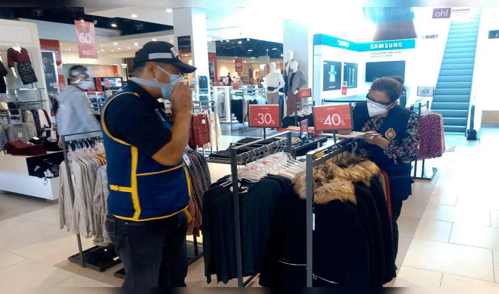 Fiscalía y Municipalidad de Chiclayo intervinieron esta tarde tiendas de Real Plaza.