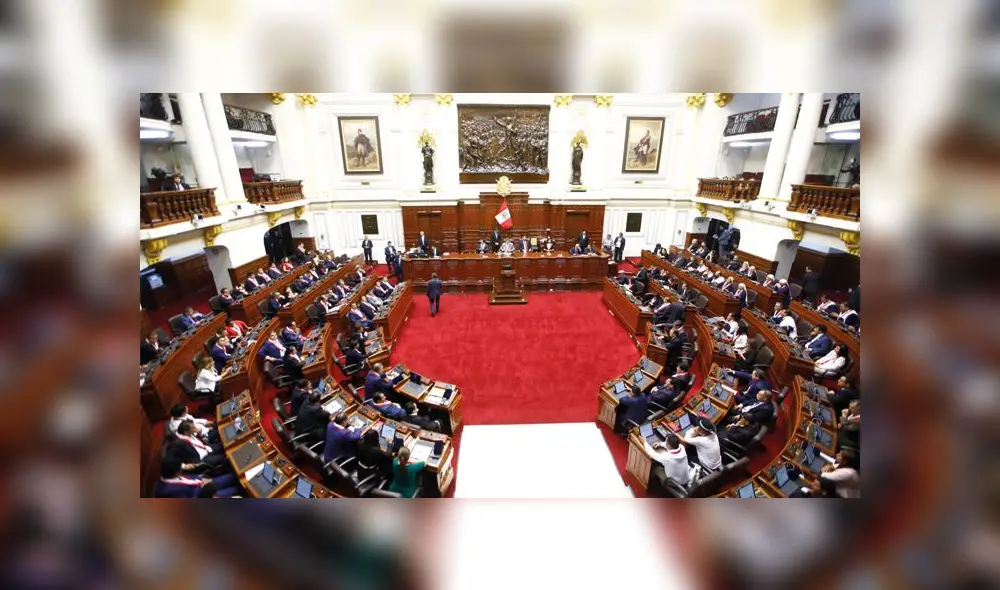 Congreso: 5 integrantes de la Comisión de Educación son egresados de universidades denegadas Congreso: 5 integrantes de la Comisión de Educación son egresados de universidades denegadas