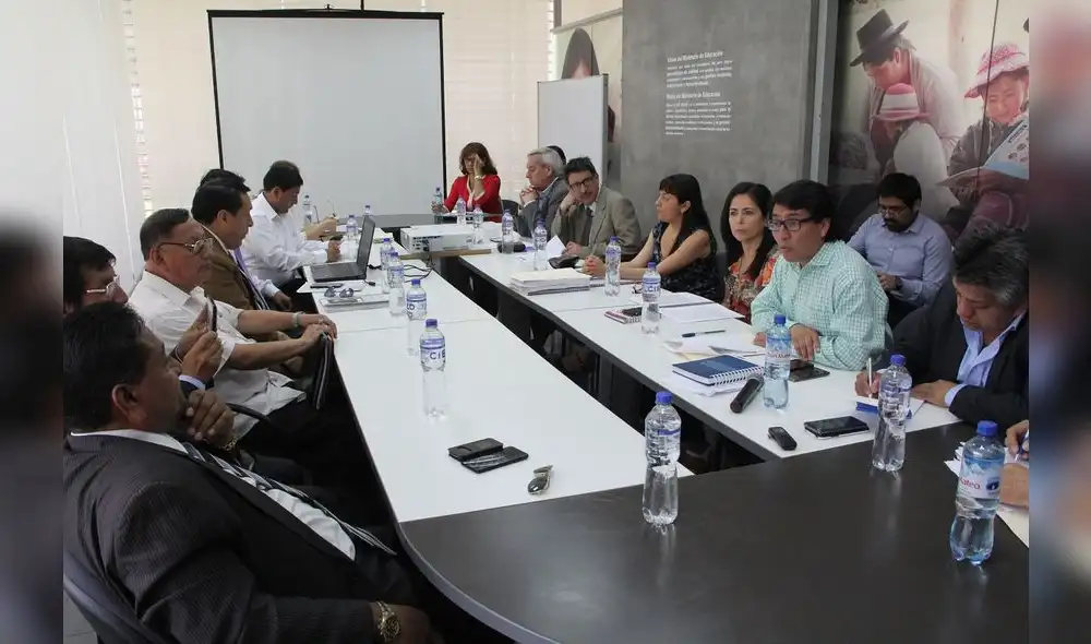 Ministra Martens: “En el currículo no hay ideología de género” Ministra Martens: “En el currículo no hay ideología de género”