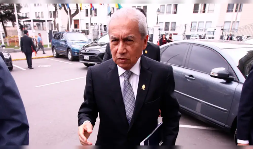 Pedro Chávarry logra detener decisión del CAL para suspender su colegiatura Pedro Chávarry logra detener decisión del CAL para suspender su colegiatura