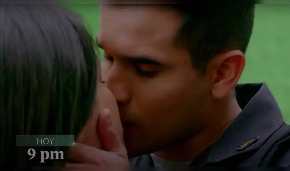 “Creo que es inevitable, el género de por sí implica que haya romance", dijo. | Foto: Captura América TV “Creo que es inevitable, el género de por sí implica que haya romance", dijo. | Foto: Captura América TV