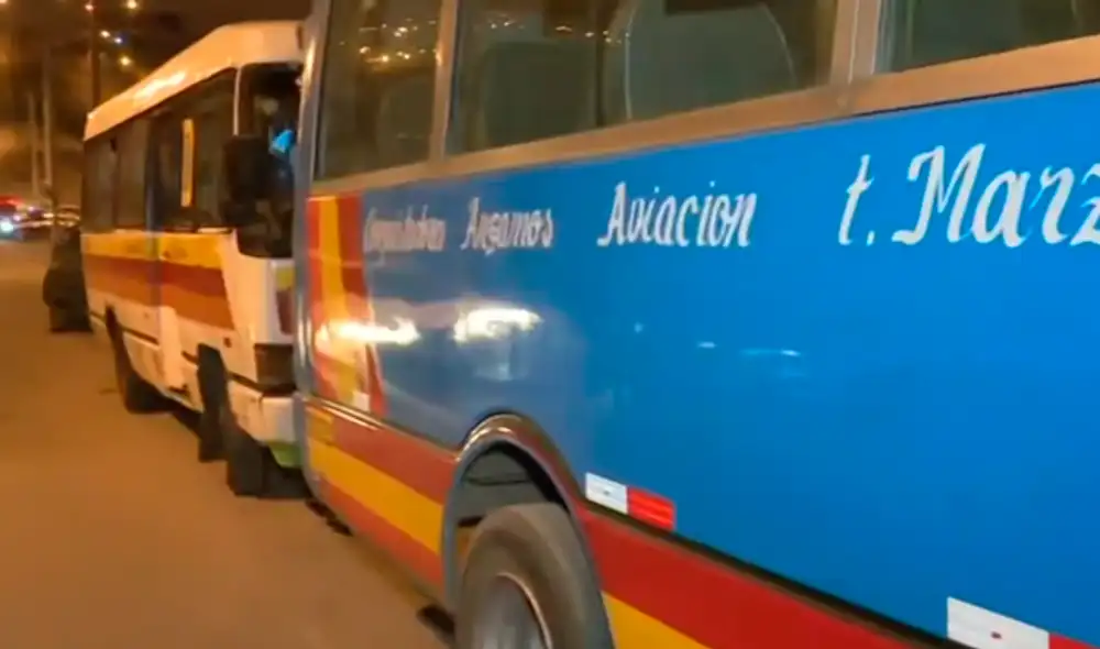 La menor cayó de la puerta de la custer y fue golpeada por la unidad. Captura: ATV La menor cayó de la puerta de la custer y fue golpeada por la unidad. Captura: ATV