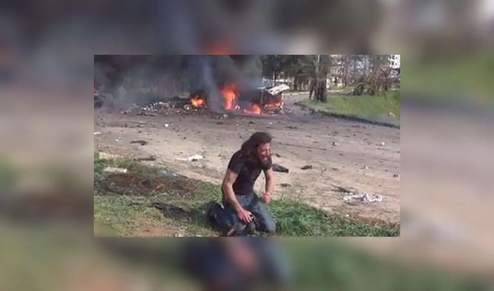 Siria: conmoción por fotógrafo que lloró al no poder salvar un niño de la guerra [FOTOS]