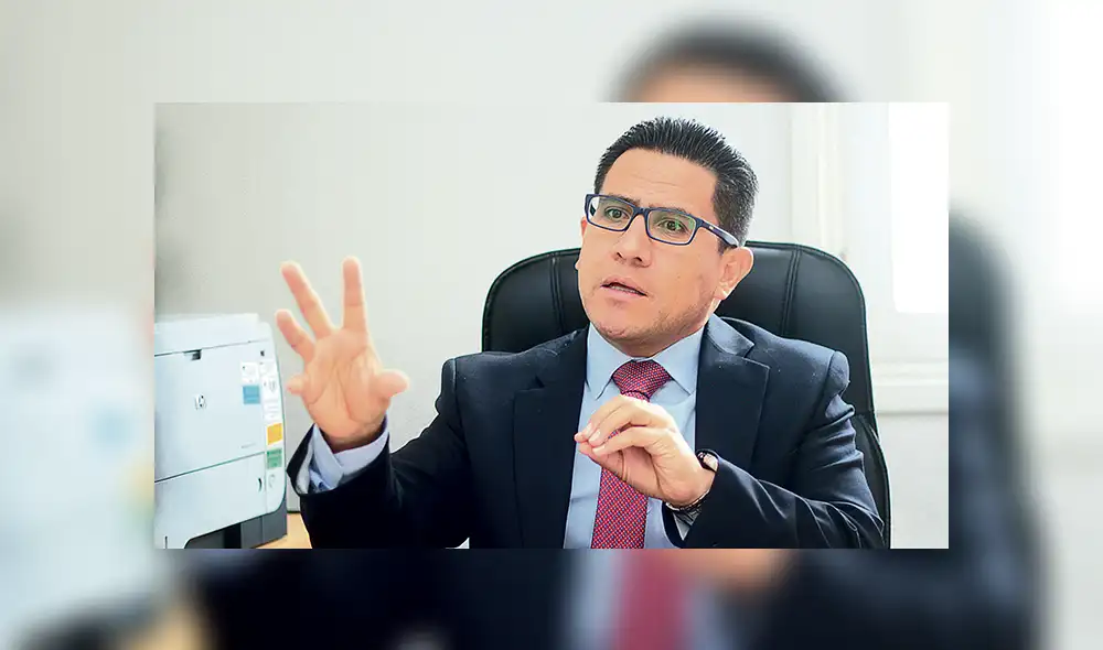 César Hinostroza cada vez más cerca de regresar detenido al Perú César Hinostroza cada vez más cerca de regresar detenido al Perú