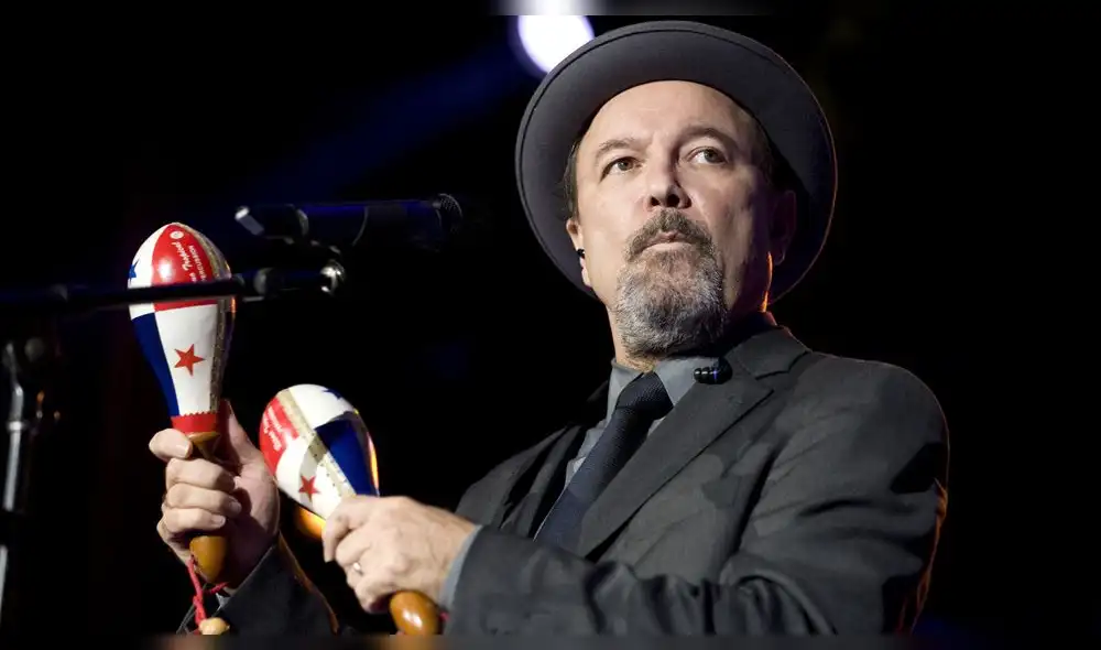 "Seamos buenos vecinos y ciudadanos, pacientes y solidarios los unos con los otros, no importa cual sea nuestra posición política", escribió el cantante.