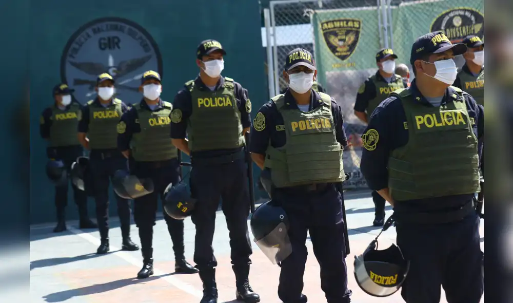 37 policías han fallecido y 2.500 han sido diagnosticados con COVID-19