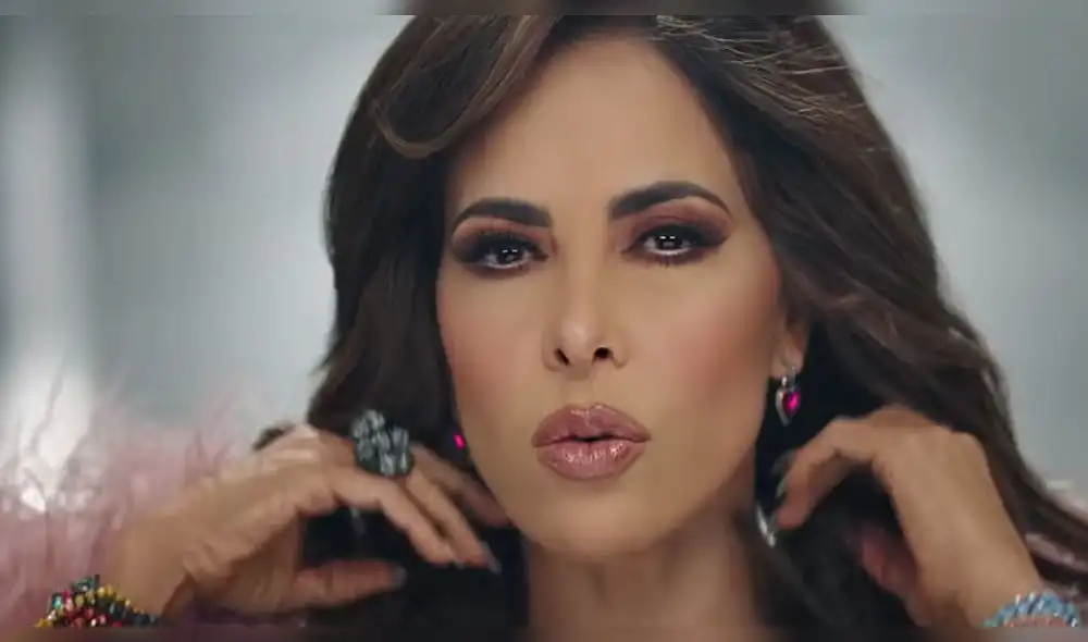 Gloria Trevi impacta a sus fans con nuevo look y tema "Me lloras" Gloria Trevi impacta a sus fans con nuevo look y tema "Me lloras"