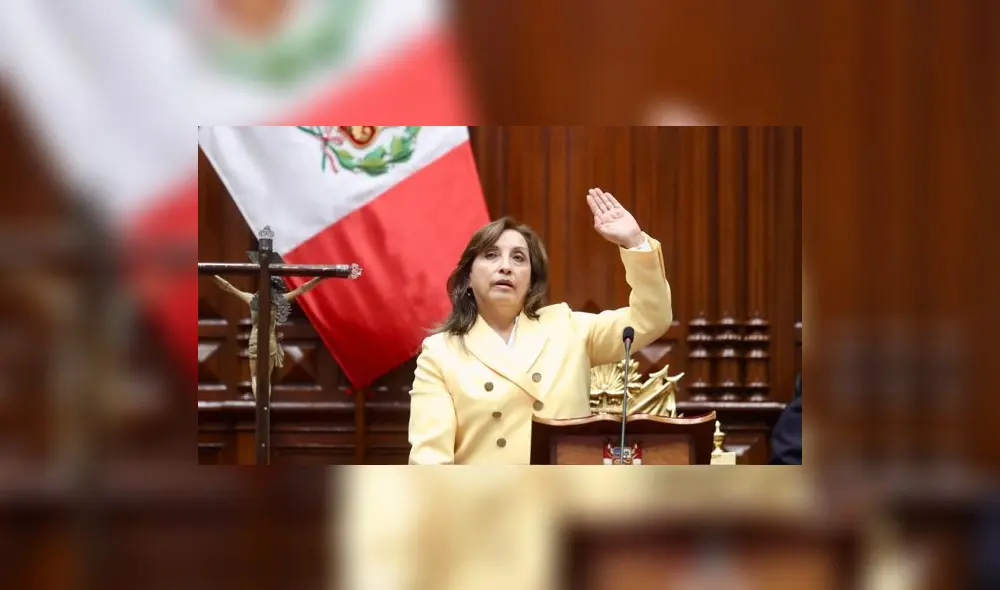 Dina Boluarte sostuvo que no está cerrada la posibilidad de adelantar elecciones generales. Foto: Congreso Dina Boluarte sostuvo que no está cerrada la posibilidad de adelantar elecciones generales. Foto: Congreso