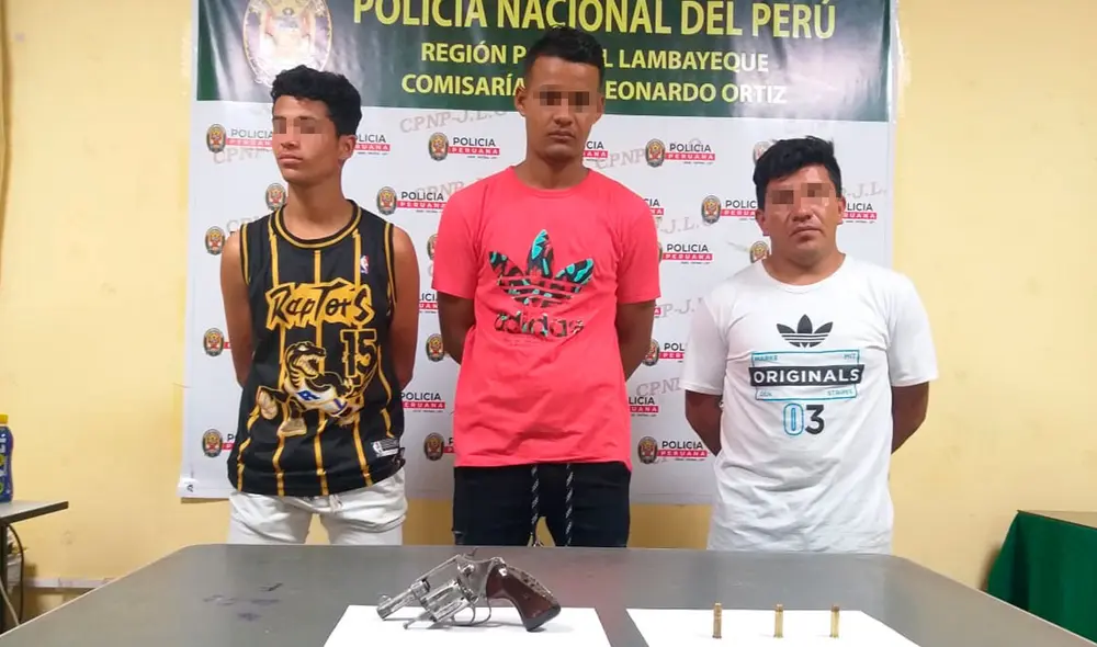 Intervenidos fueron trasladados hasta la comisaría de José Leonardo Ortiz para ser investigados. (Foto: Policía Nacional)