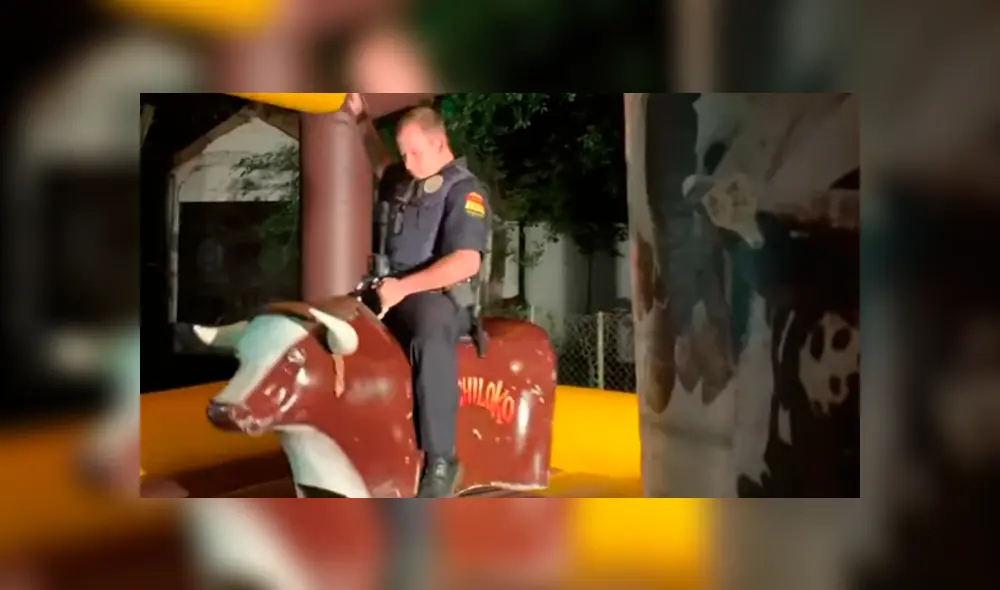 Vía Facebook. Policía se contagió de la euforia de los invitados y acabó protagonizando un bochornoso momento en la celebración Vía Facebook. Policía se contagió de la euforia de los invitados y acabó protagonizando un bochornoso momento en la celebración