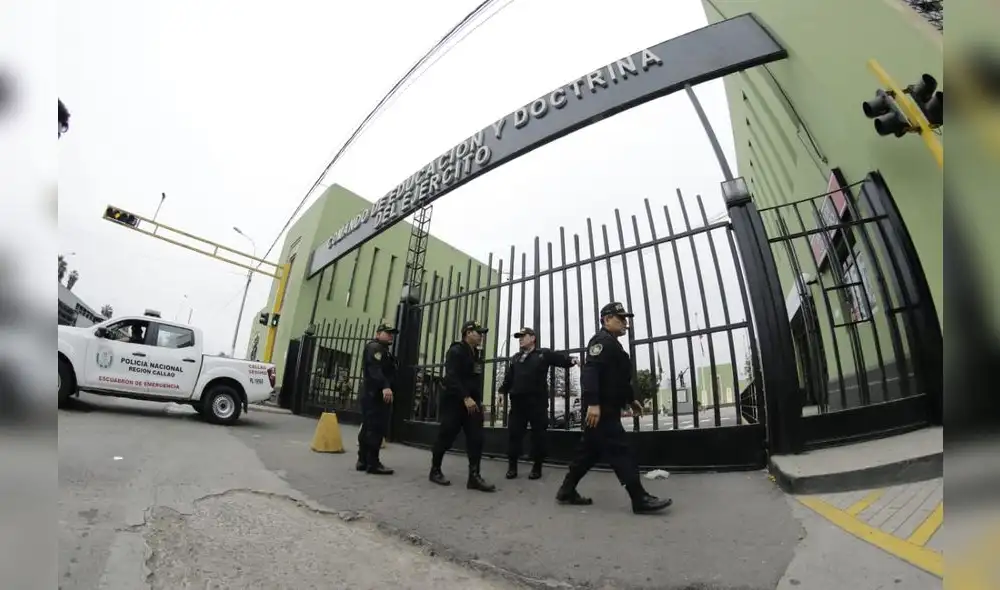 Ejército dispone acciones por detención de generales implicados en robo de combustible Ejército dispone acciones por detención de generales implicados en robo de combustible